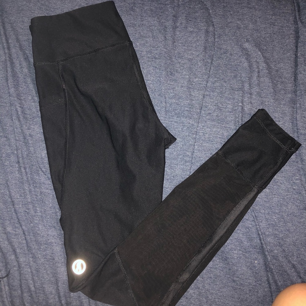 Black mesh workout leggings